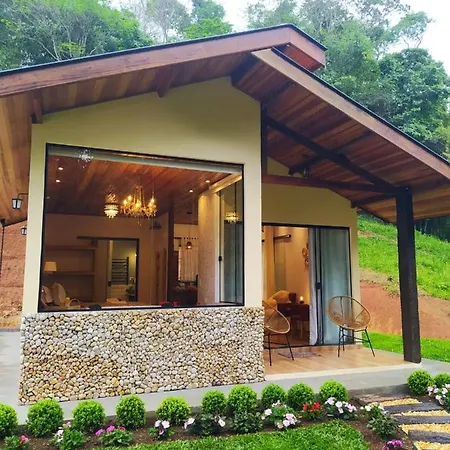 Chale Refugio Bem-Te-Vi Villa Sao Bento do Sapucai Exterior photo